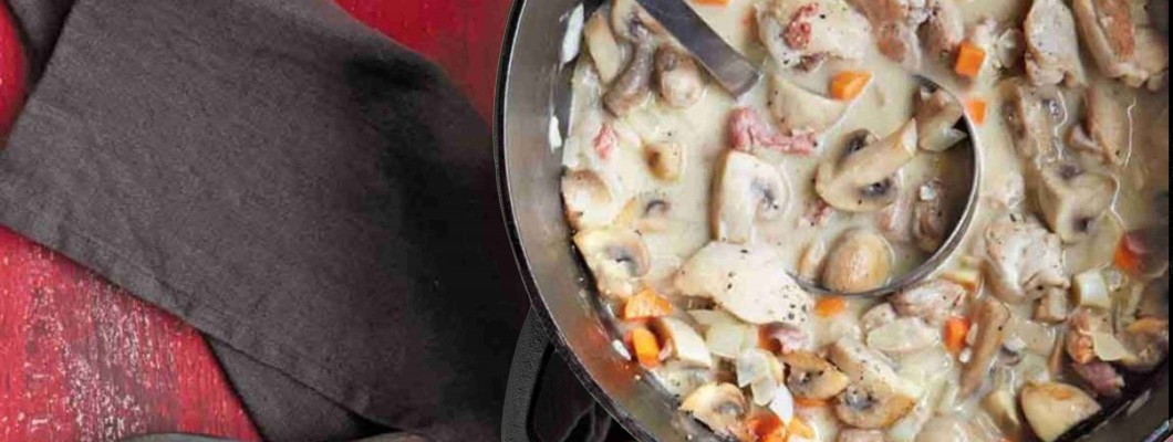 Stoofpotje met kip, champignons en wilde rijst